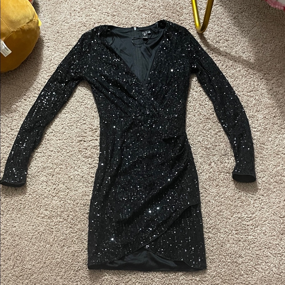 Windsor Black Sequin Long Sleeve Dress